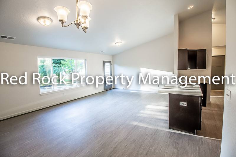 Apartment for rent at 2603 N Eden Lane, Greenacres, WA 99016