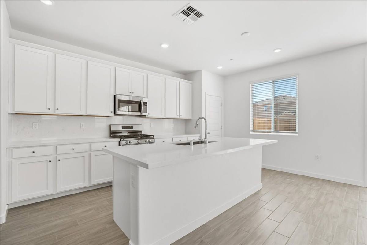 House for rent at 1052 Lost Creek Ranch Dr, Olivehurst, CA 95961