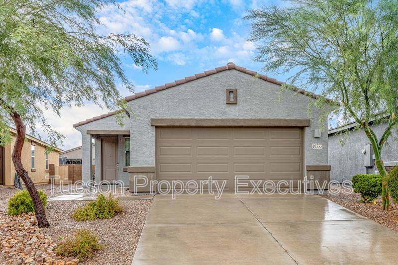 House for rent at 10333 W Granderson St, Marana, AZ 85653