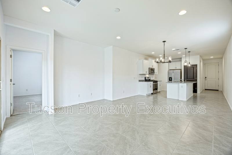 House for rent at 10333 W Granderson St, Marana, AZ 85653