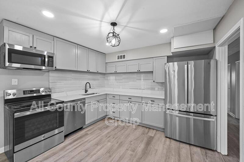 House for rent at 3677 Rockdale Dr, Dallas, TX 75220