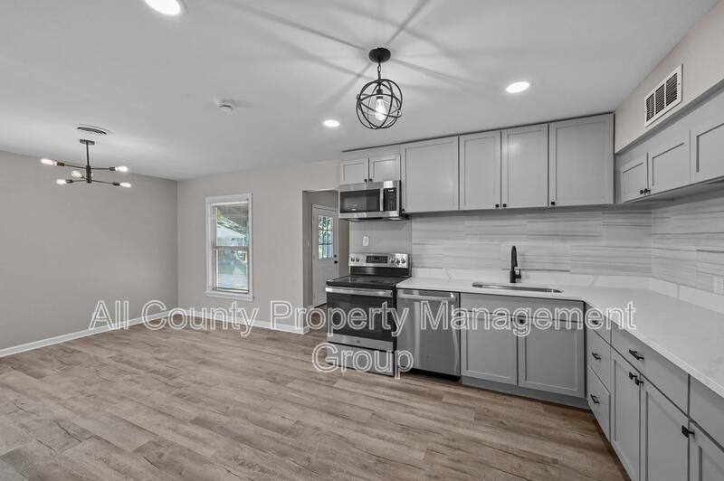 House for rent at 3677 Rockdale Dr, Dallas, TX 75220