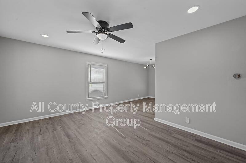 House for rent at 3677 Rockdale Dr, Dallas, TX 75220