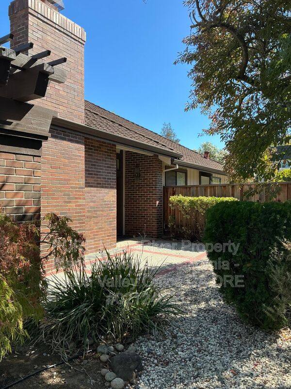 House for rent at 10180 Byerly Court, Cupertino, CA 95014