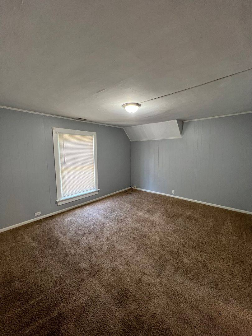 Apartment for rent at 100 N 6th St, Grand Haven, MI 49417