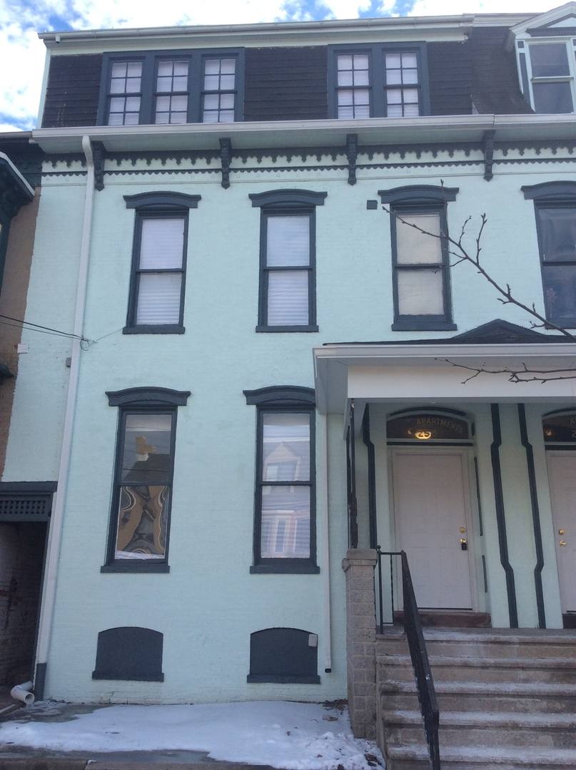 Apartment for rent at 258 E Philadelphia St #3, York, PA 17403