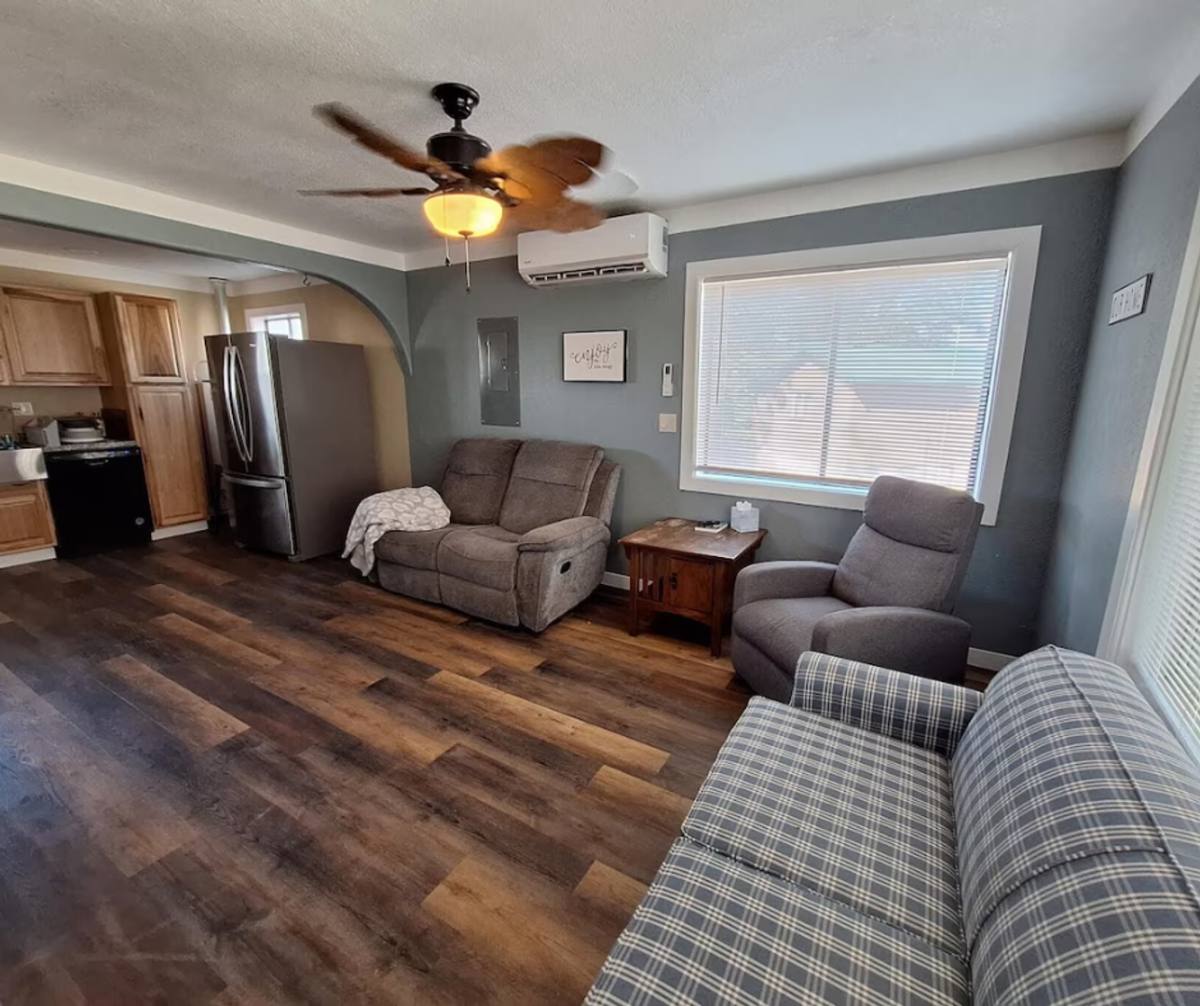 House for rent at 211 SE 16th St, Pendleton, OR 97801