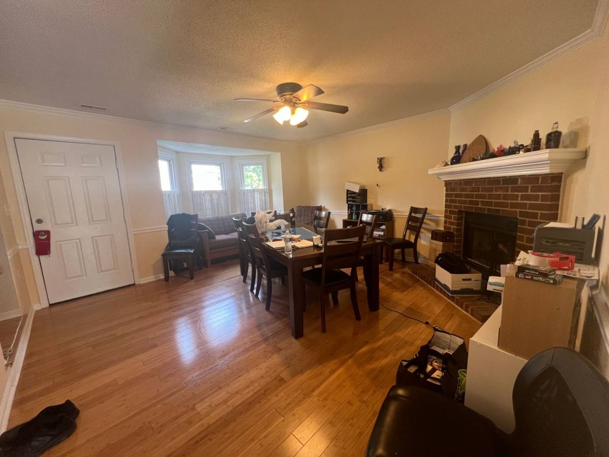 Townhouse for rent at 104 Kingsbridge Lane, Yorktown, VA 23692
