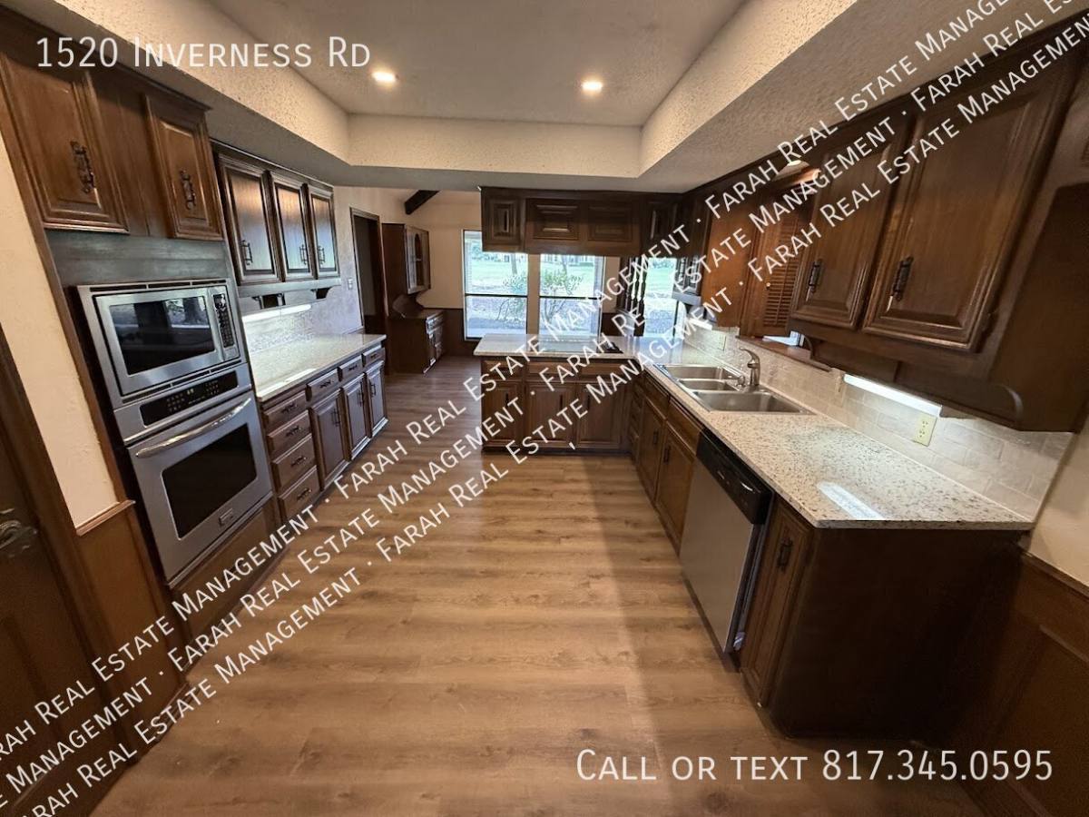 House for rent at 1520 Inverness Rd, Mansfield, TX 76063