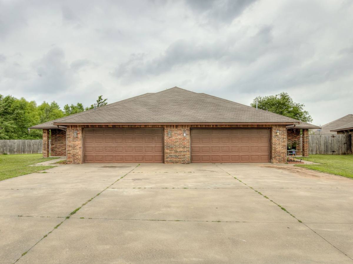 House for rent at 703 NE 21st Terrace, Newcastle, OK 73065