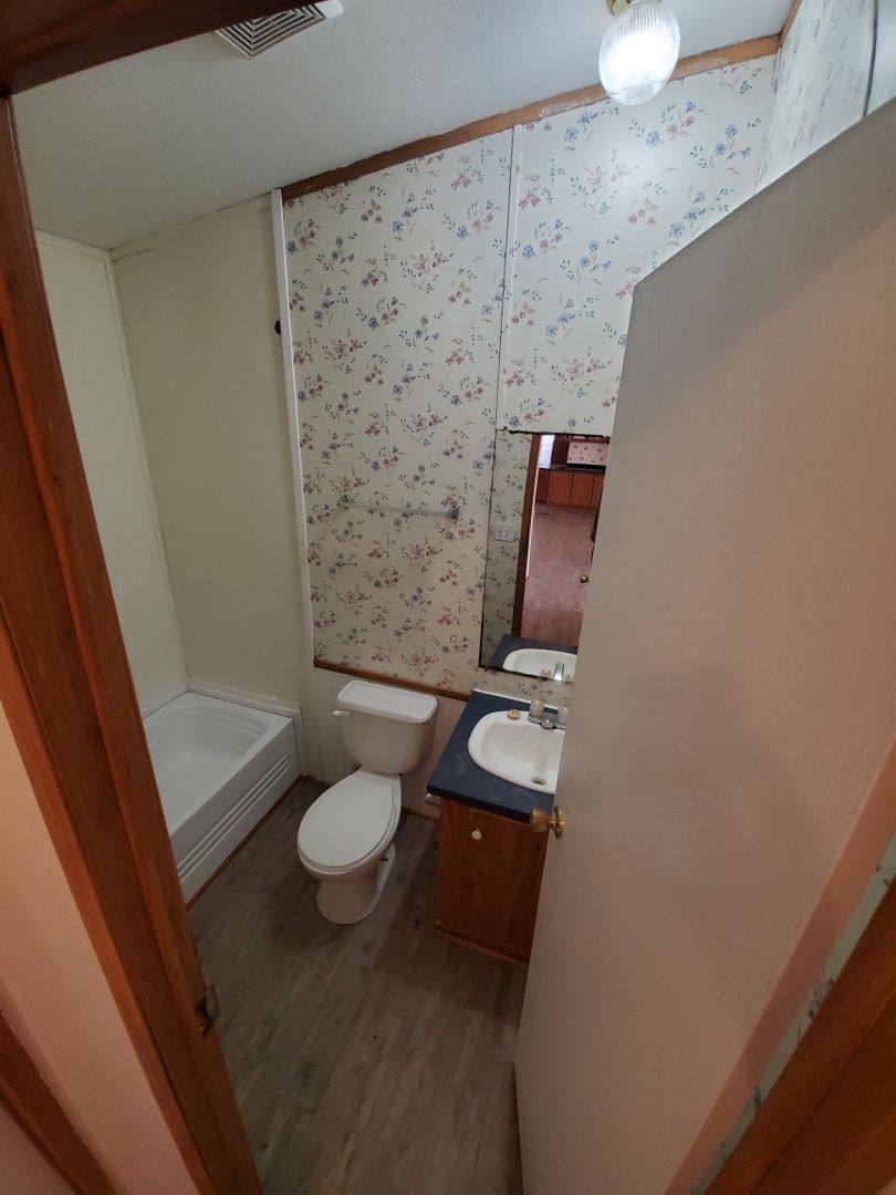 House for rent at 157 Ragland Lane, Henderson, NC 27537
