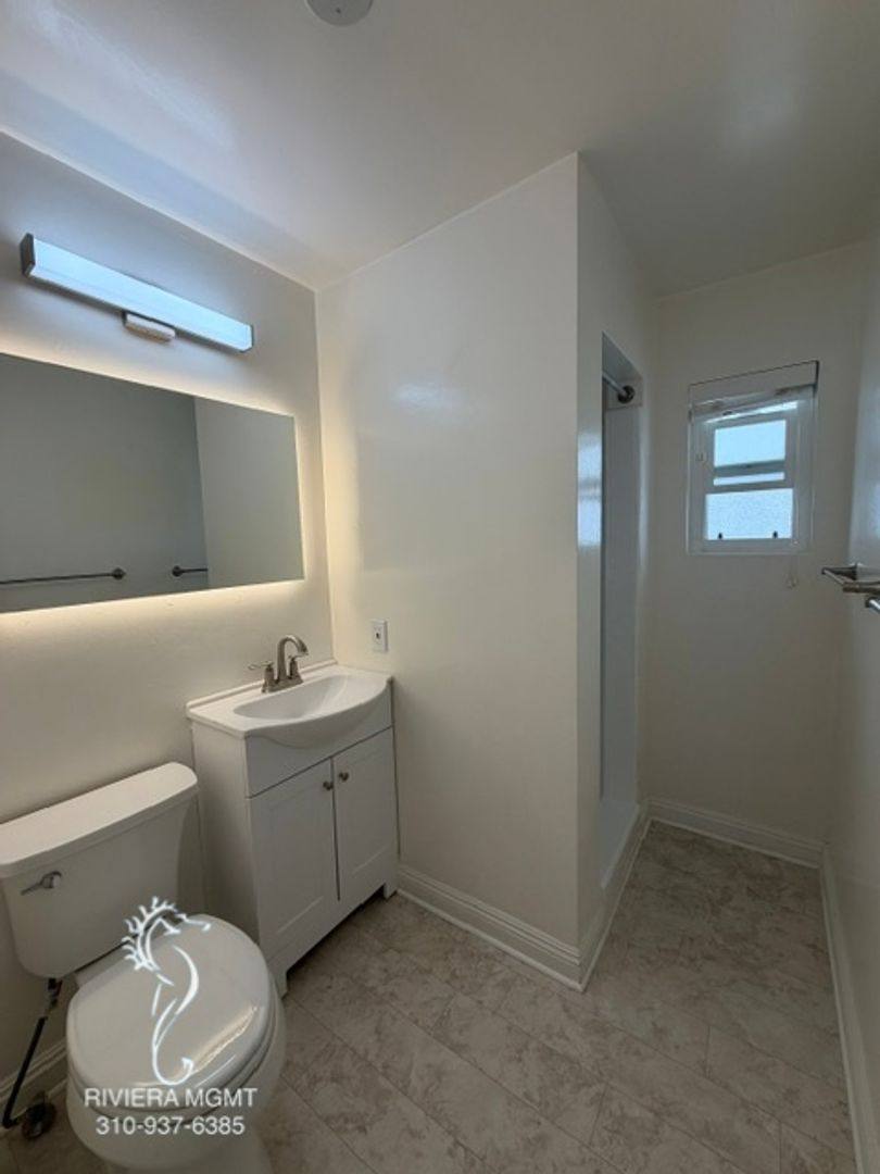 Apartment for rent at 1216 Manhattan Ave, Manhattan Beach, CA 90266