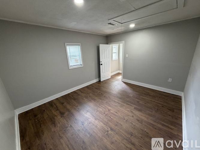House for rent at 1403 Commanche St, Pascagoula, MS 39581