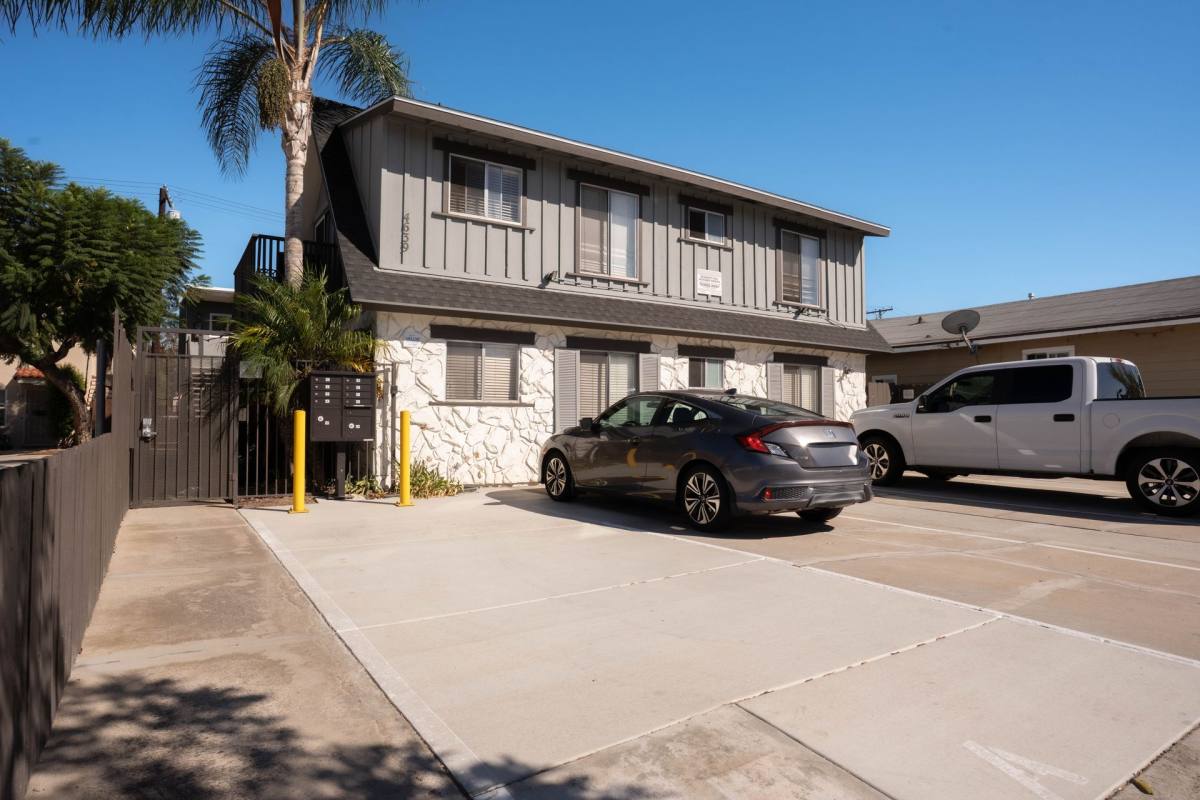 Apartment for rent at Iowa St, 4639 Iowa St, San Diego, CA 92116