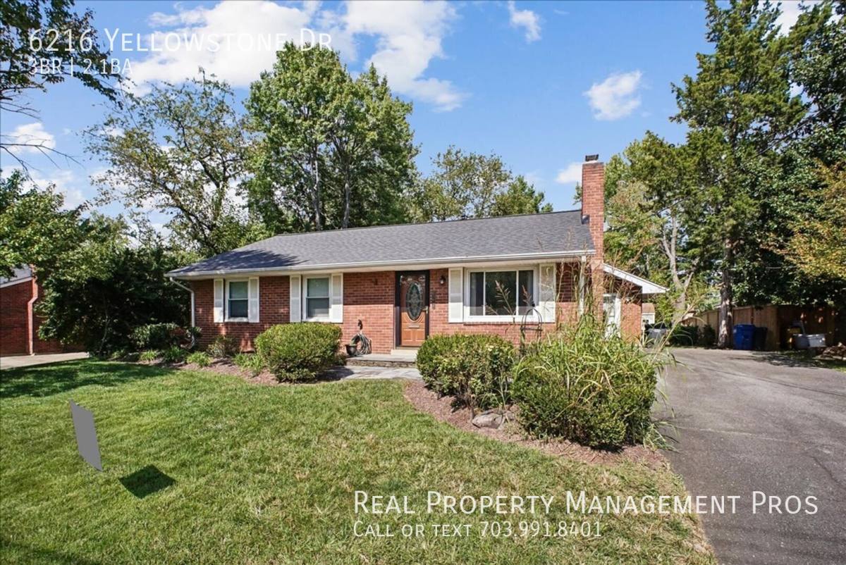 Condo for rent at 6216 Yellowstone Dr, Alexandria, VA 22312