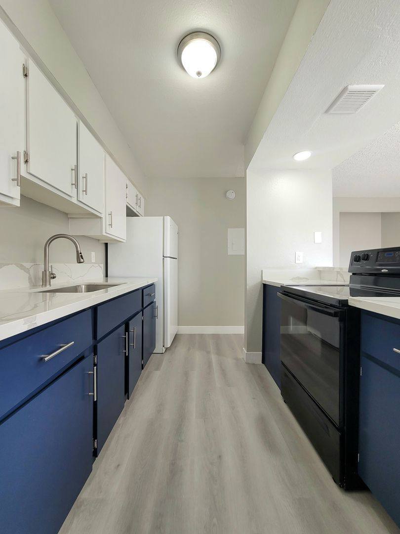 Apartment for rent at 1701 N Rancho Dr, Las Vegas, NV 89106
