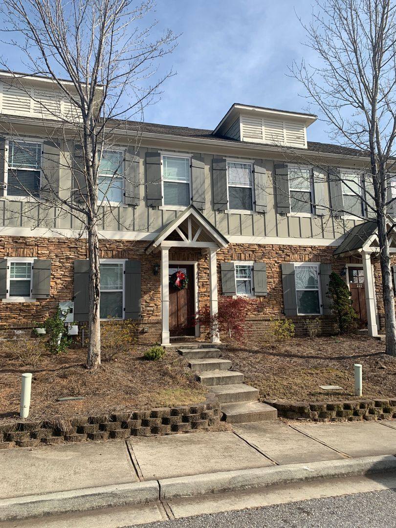 Condo for rent at 207 Oconee River Circle, Athens, GA 30605