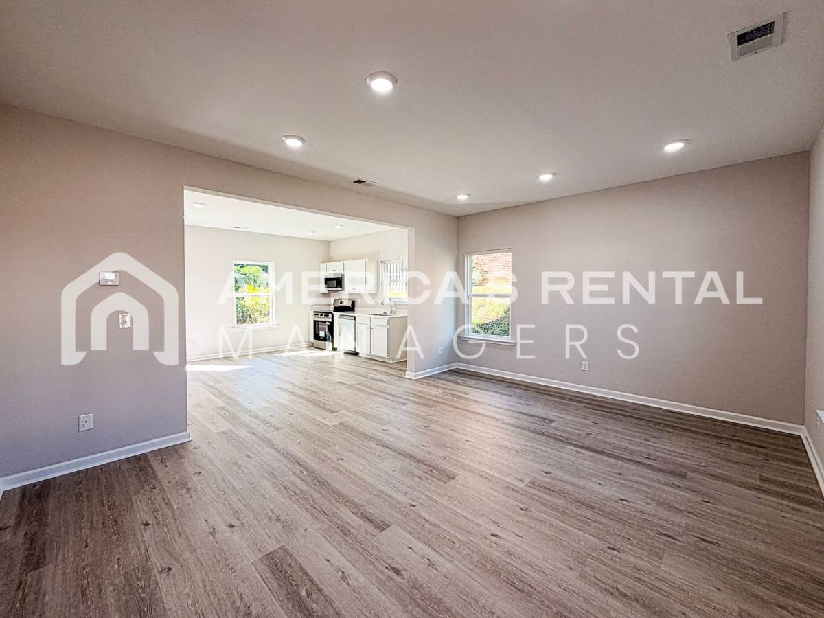Townhouse for rent at 84 Park Dr S, Clanton, AL 35045