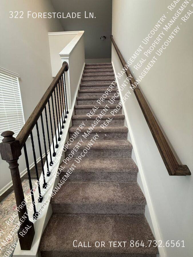 House for rent at 322 Forestglade Lane, Simpsonville, SC 29680