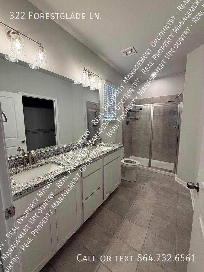 House for rent at 322 Forestglade Lane, Simpsonville, SC 29680