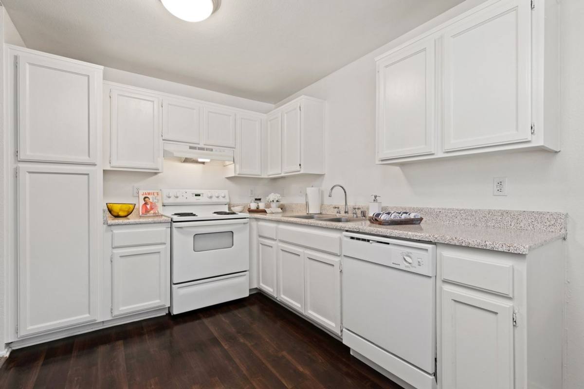 Apartment for rent at 125 N Buena Vista Ave, Corona, CA 92882