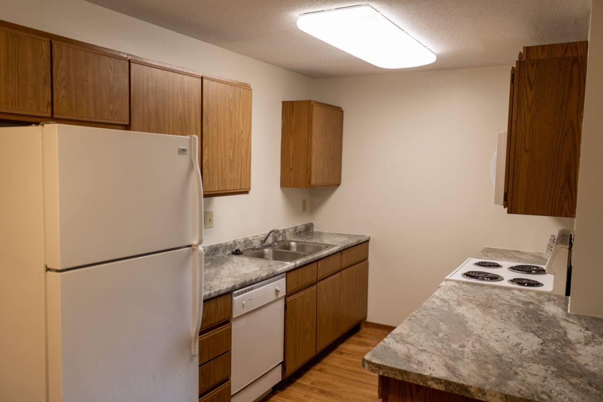 Apartment for rent at 1122 N Dubuque St, Iowa City, IA 52245
