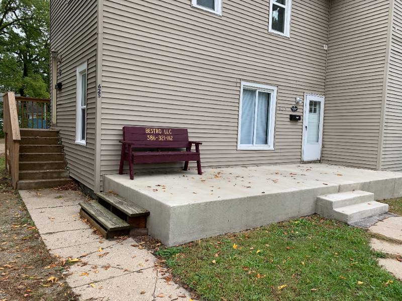 Apartment for rent at 625 S Oak St #A, Mount Pleasant, MI 48858