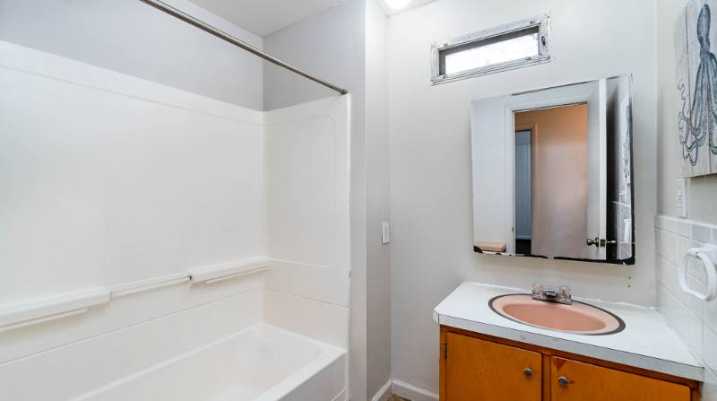 Apartment for rent at 607 S University, Mount Pleasant, MI 48858