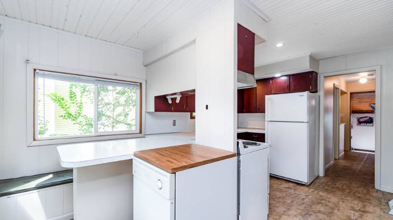 Apartment for rent at 607 S University, Mount Pleasant, MI 48858