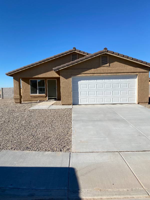 House for rent at 4496 S Desert Willow Way, Yuma, AZ 85365