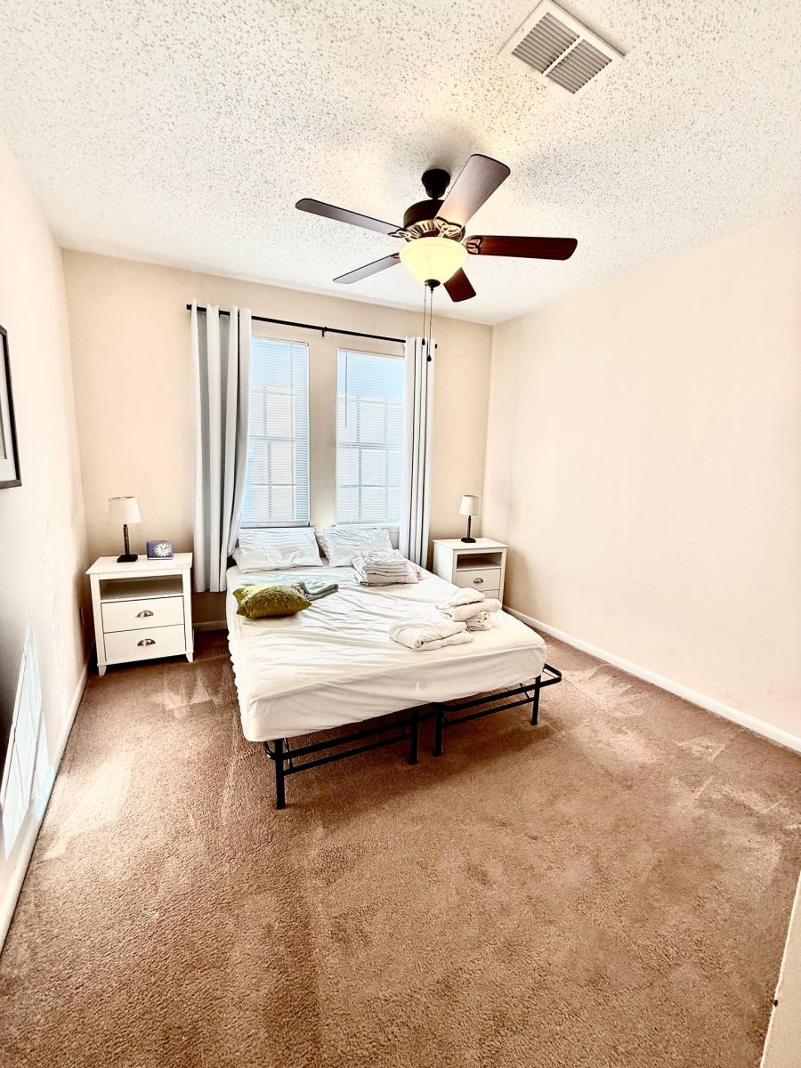 Apartment for rent at 2801 Broadway St #C, New Orleans, LA 70124