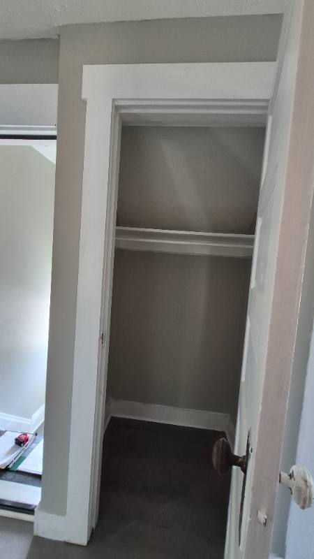 Apartment for rent at 916 Riverview Terrace, Upper Unit, Dayton, OH 45402