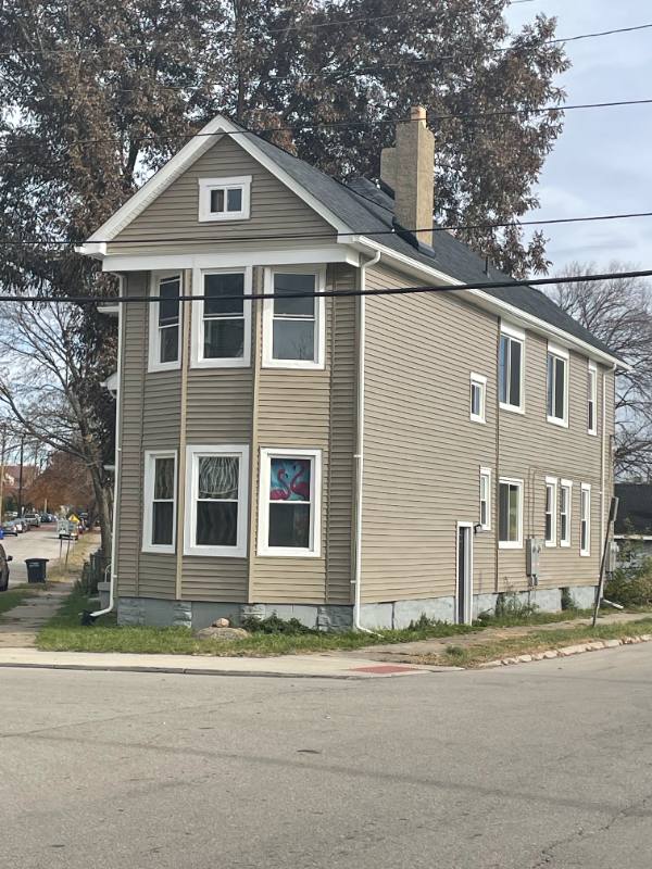 Apartment for rent at 916 Riverview Terrace, Upper Unit, Dayton, OH 45402