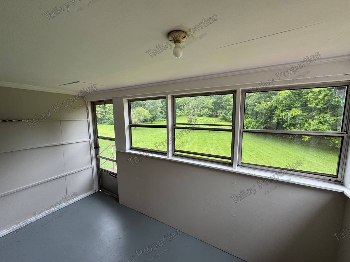 House for rent at 2112 N Stewart Ave, Newton, NC 28658