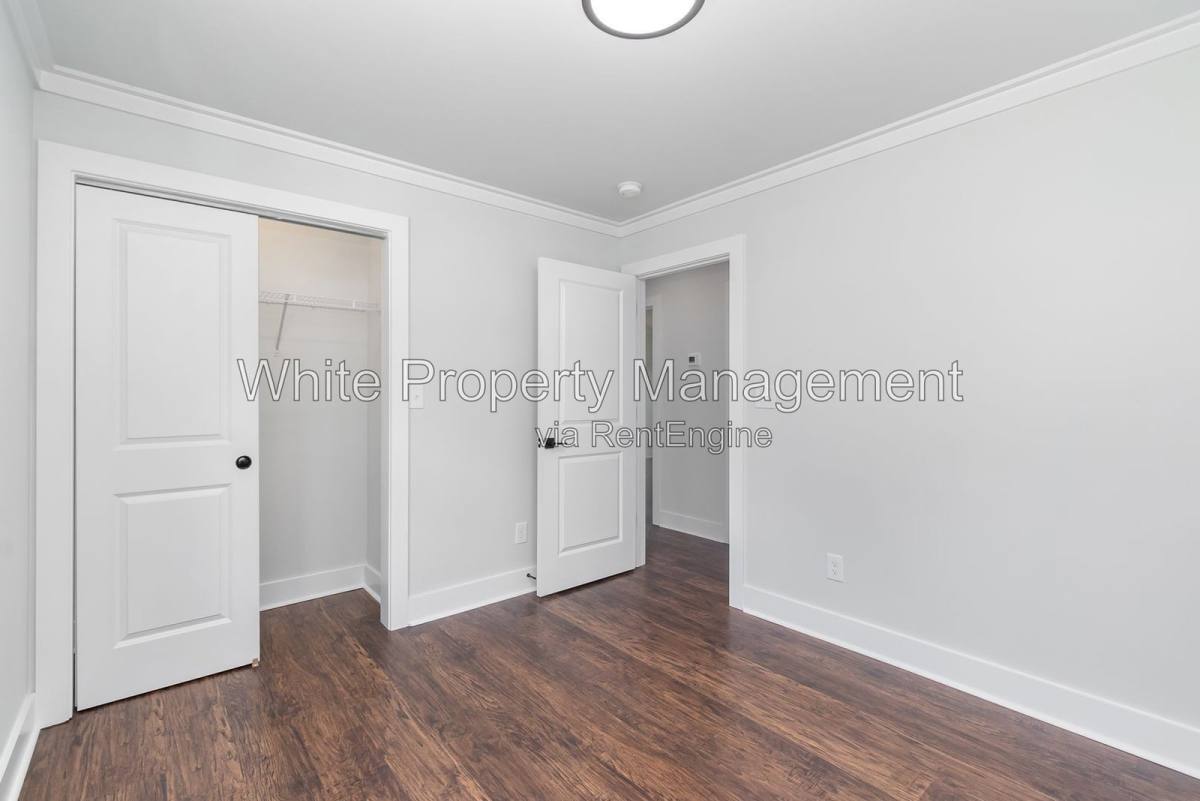 House for rent at 400 W 9th St, Kannapolis, NC 28081