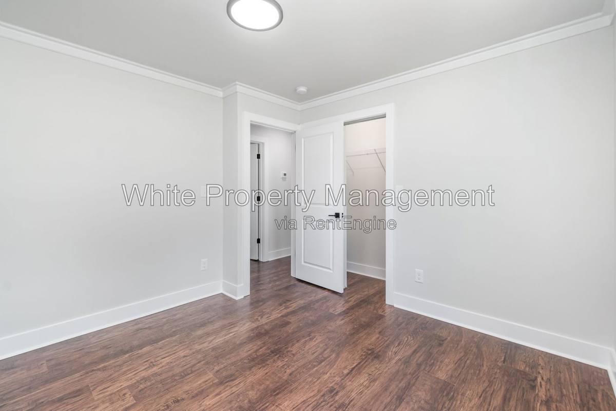 House for rent at 400 W 9th St, Kannapolis, NC 28081