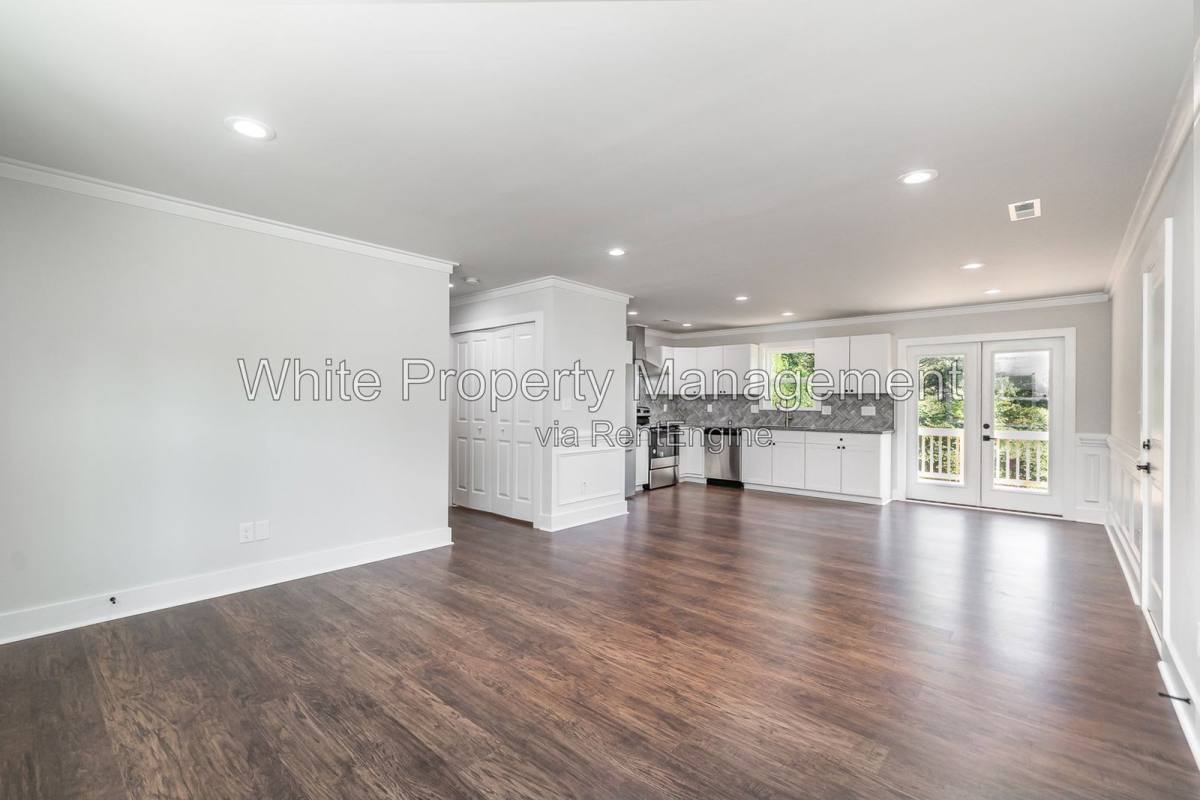 House for rent at 400 W 9th St, Kannapolis, NC 28081