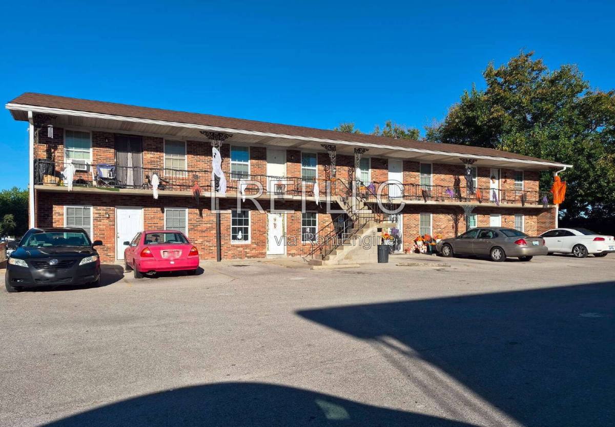 Apartment for rent at 4313 Norbrook Dr #7, Louisville, KY 40218