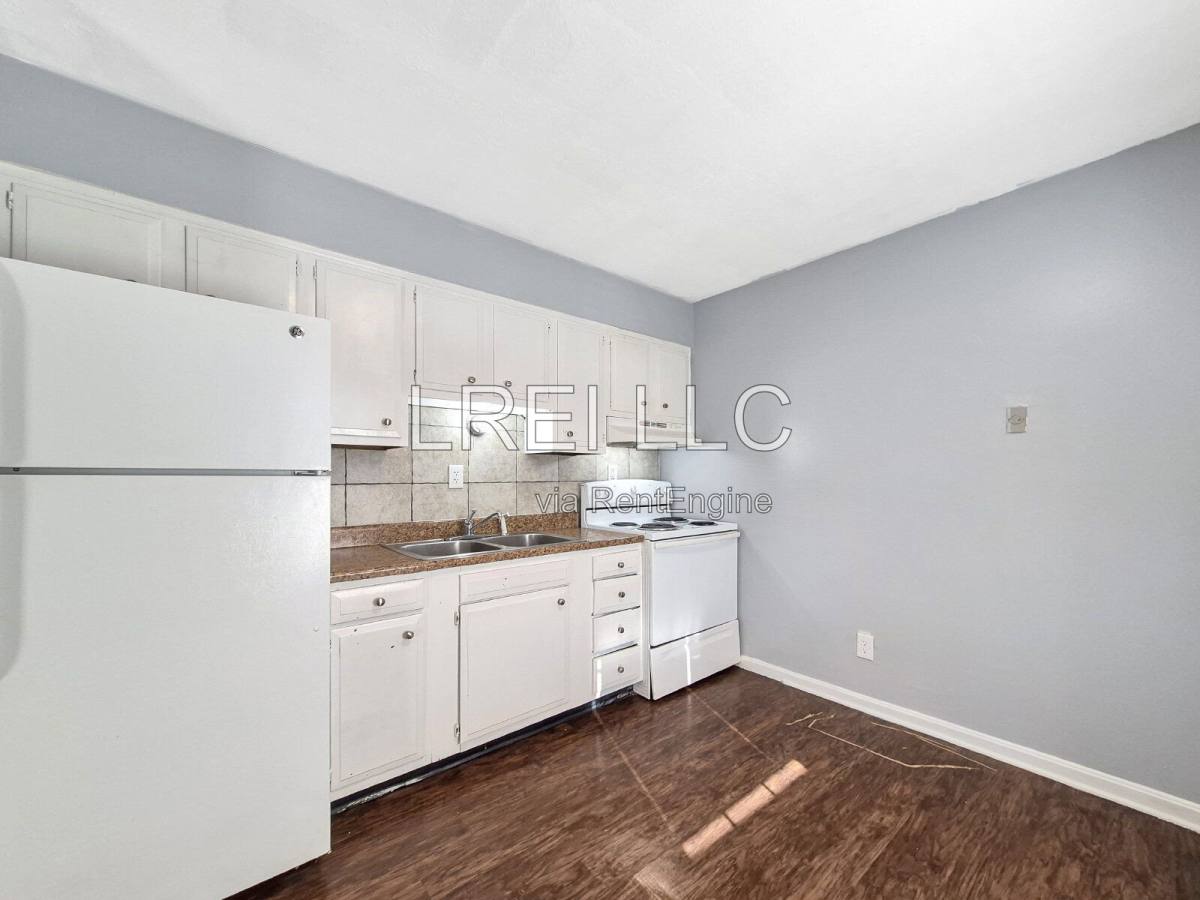 Apartment for rent at 4313 Norbrook Dr #7, Louisville, KY 40218