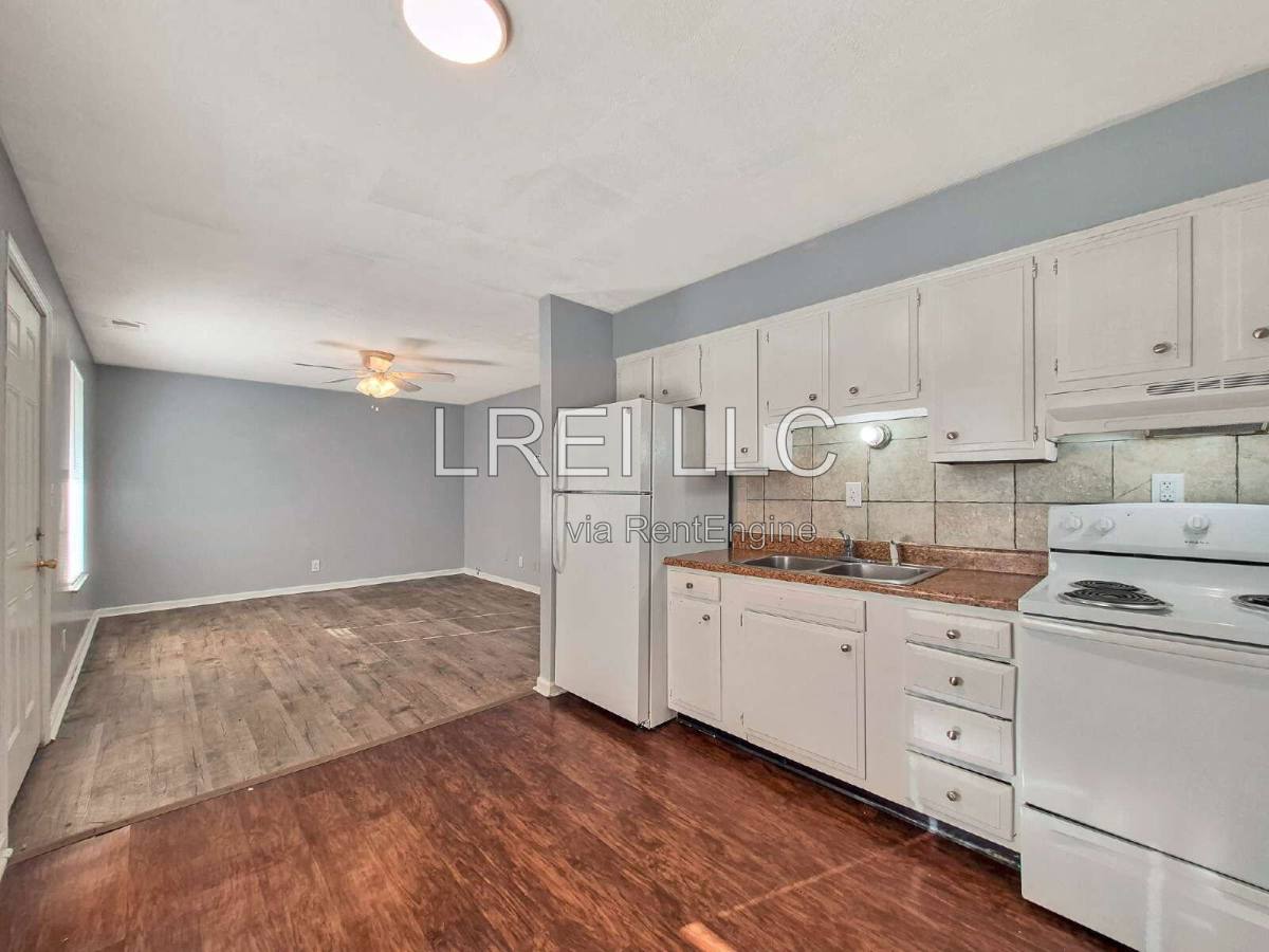 Apartment for rent at 4313 Norbrook Dr #7, Louisville, KY 40218