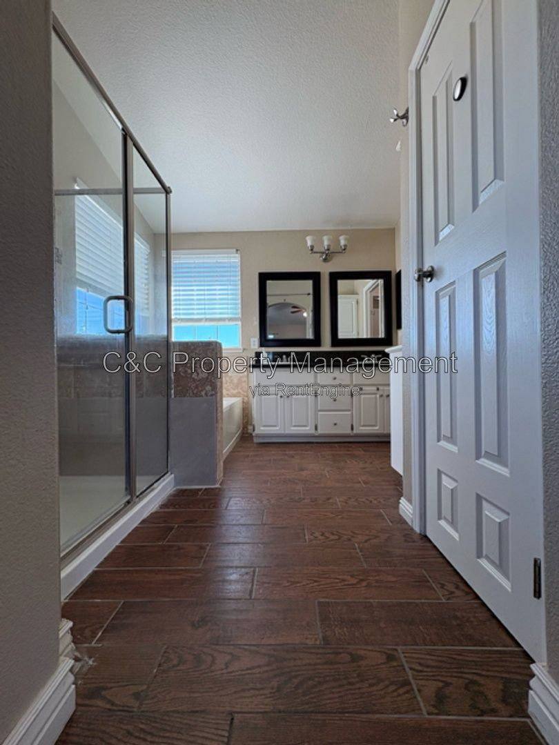 House for rent at 9185 Brown Rd, Elk Grove, CA 95624