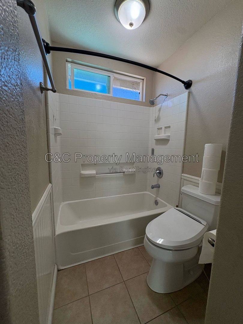 House for rent at 9185 Brown Rd, Elk Grove, CA 95624
