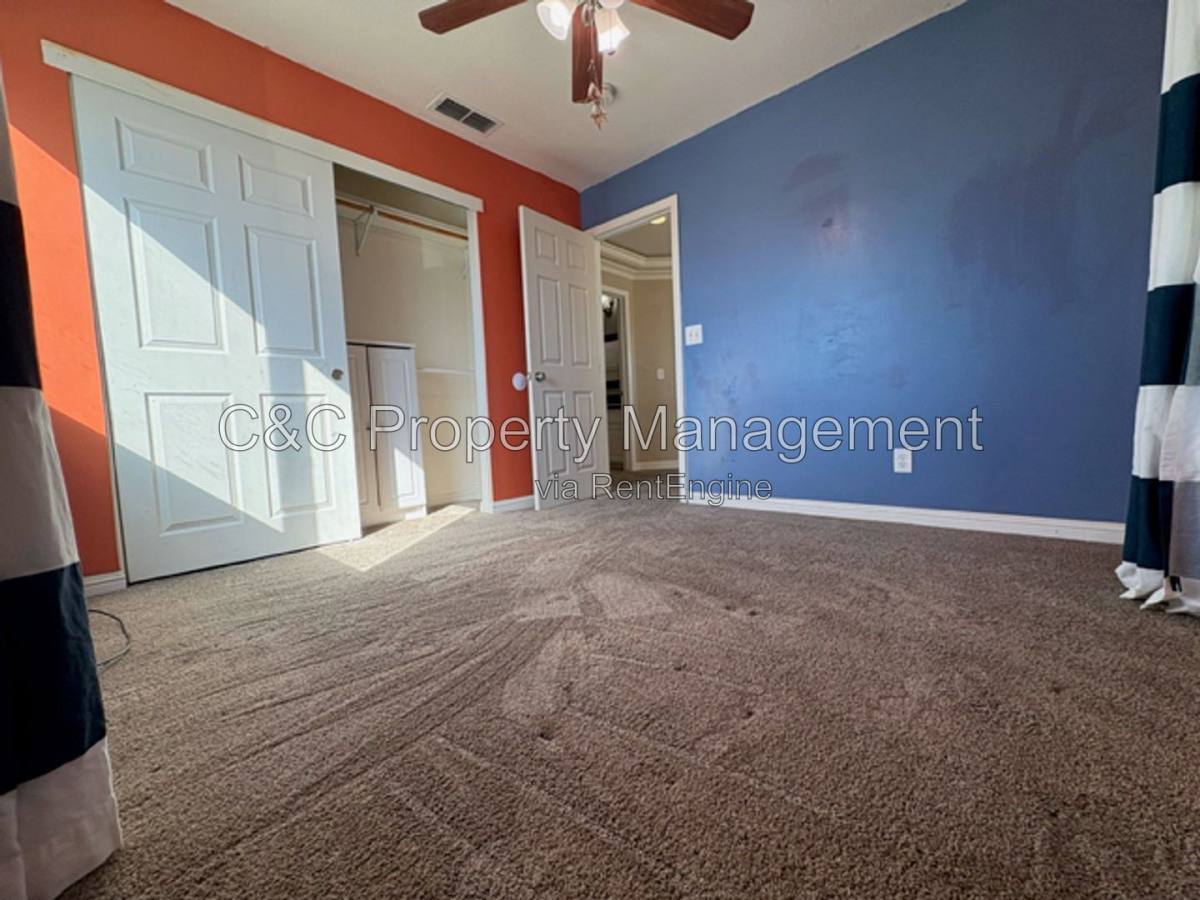 House for rent at 9185 Brown Rd, Elk Grove, CA 95624