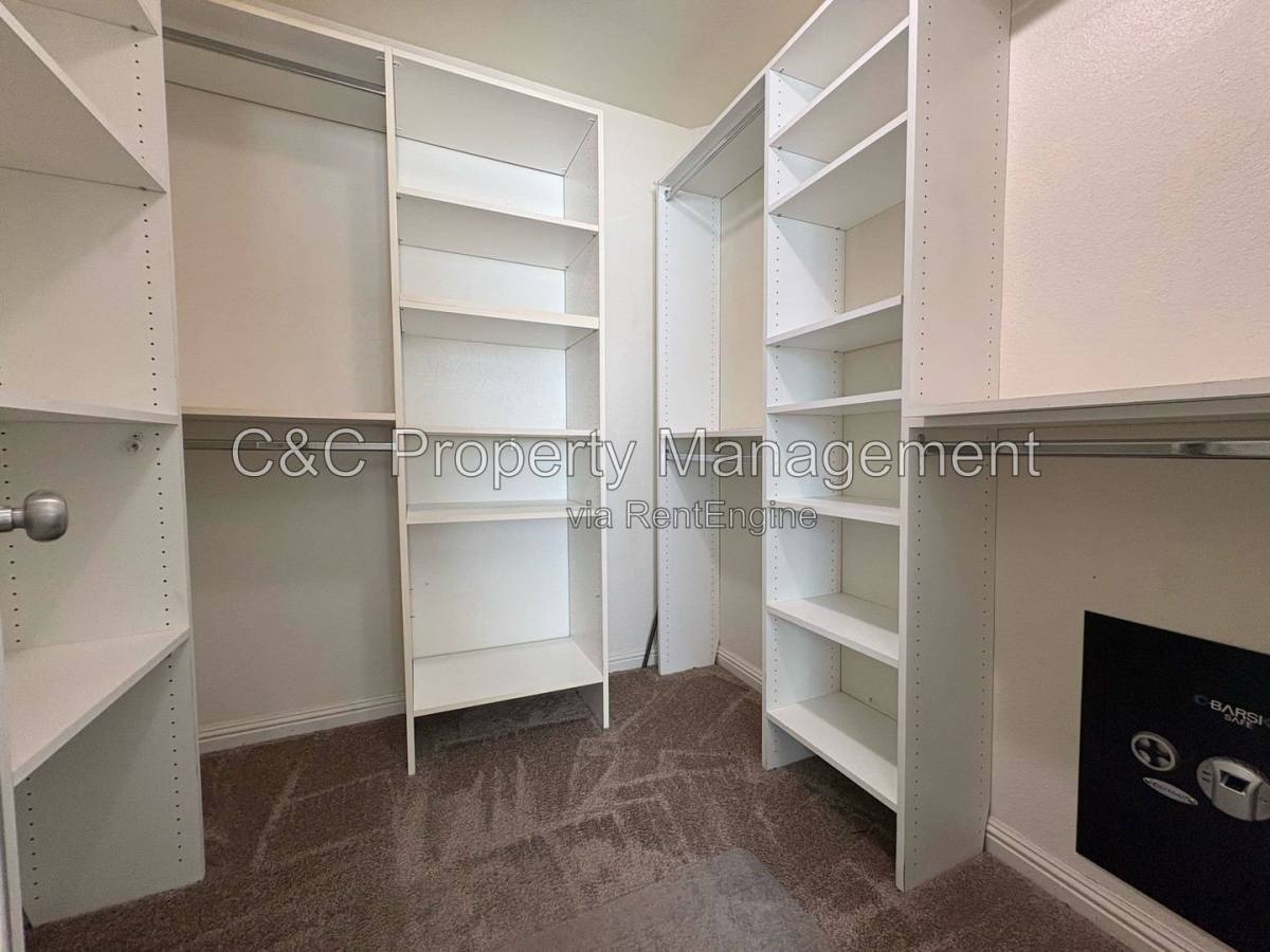 House for rent at 9185 Brown Rd, Elk Grove, CA 95624
