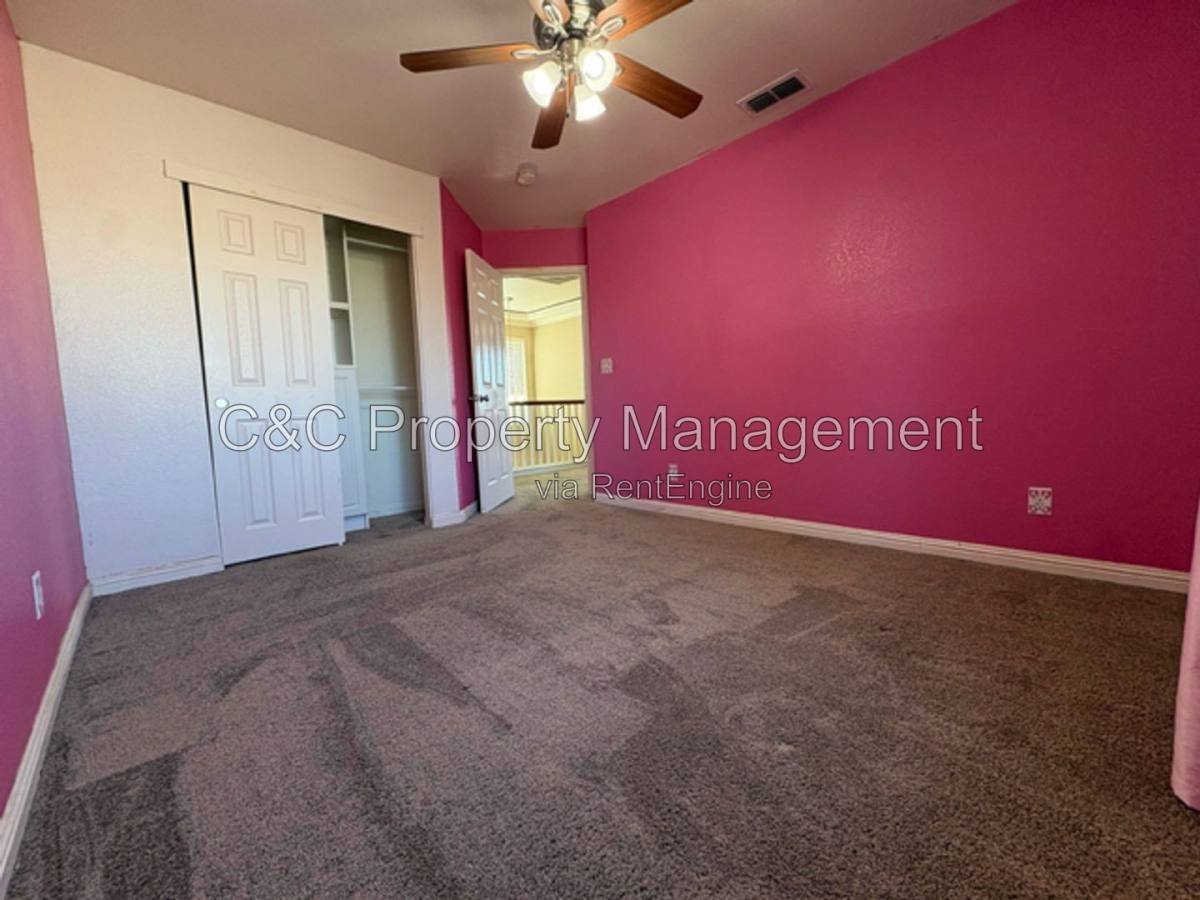 House for rent at 9185 Brown Rd, Elk Grove, CA 95624
