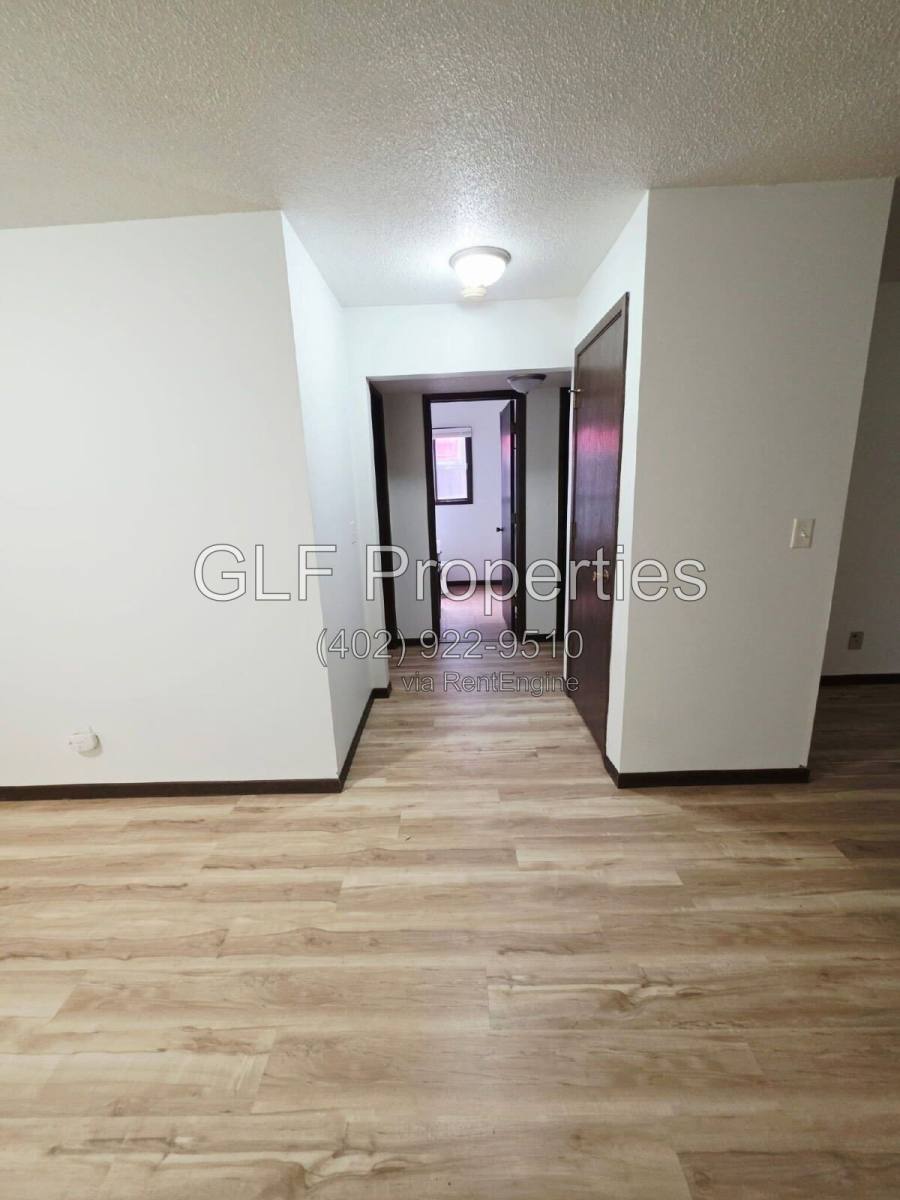 Apartment for rent at 1413 2nd Ave #1, Nebraska City, NE 68410