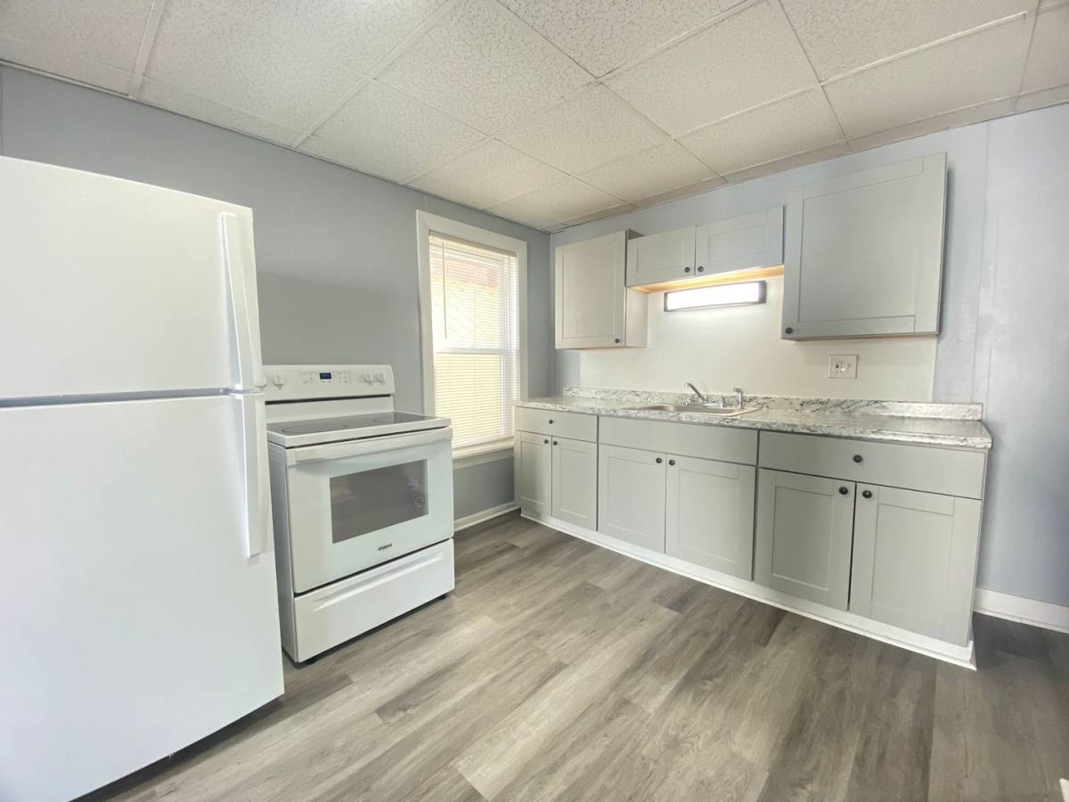 Apartment for rent at 416 Rimmon St #3, Manchester, NH 03102