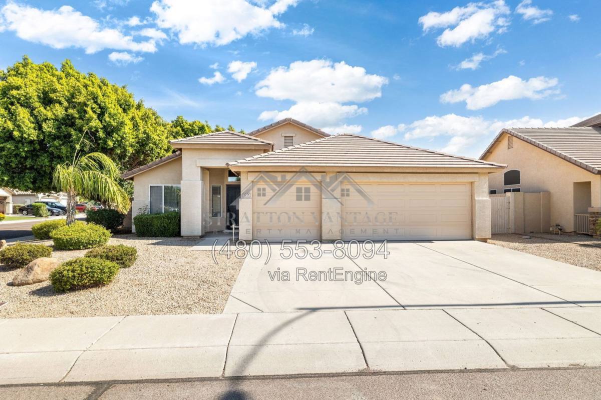 House for rent at 8238 W Deanna Dr, Peoria, AZ 85382