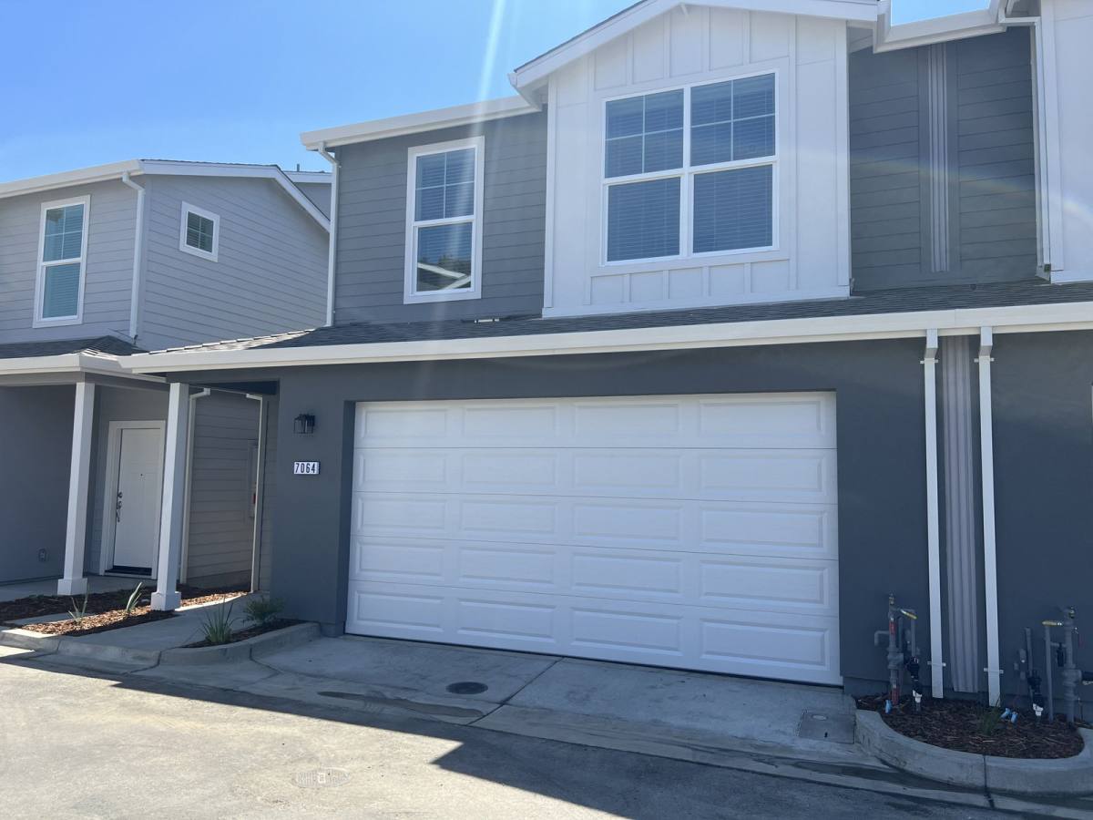 House for rent at 7066 Auburn Blvd, Citrus Heights, CA 95621