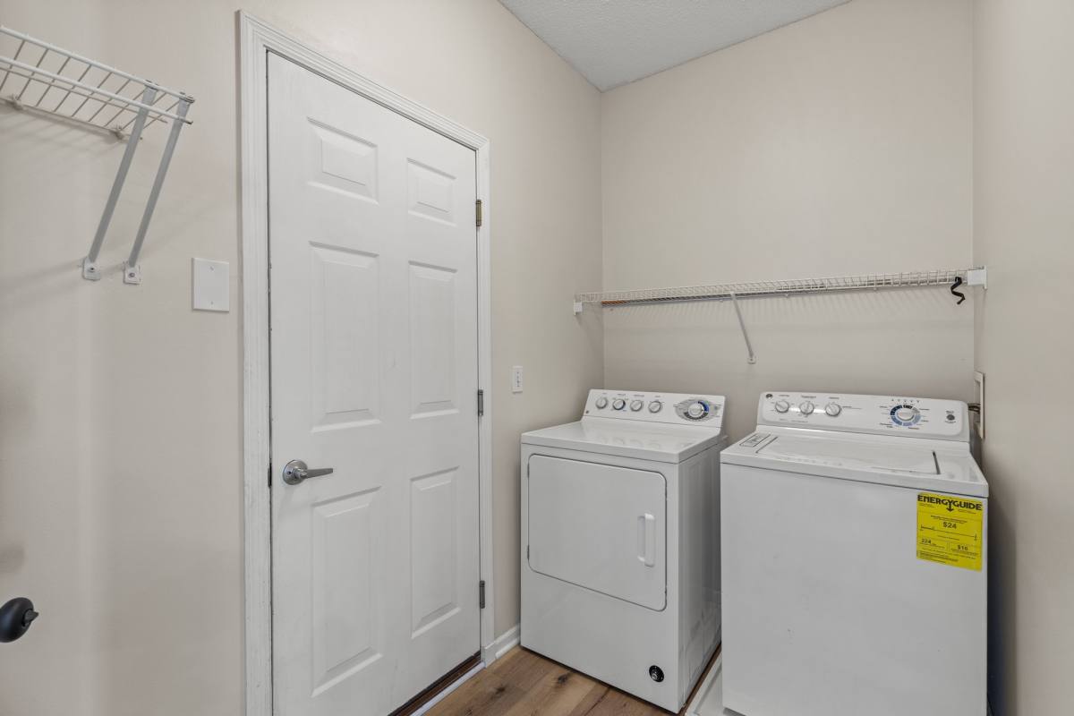 Townhouse for rent at 15734 Porchlight Lane, Eden Prairie, MN 55347
